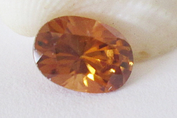 Natural Honey Zircon 7x5mm Oval 1.30cts