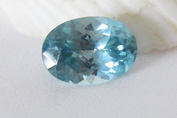 Blue Zircon 7x5mm Oval Cut 1.10cts