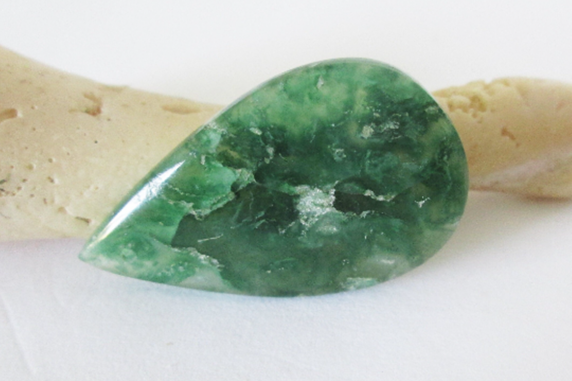  Green Chalcedony Drilled Cabochon 22.60cts