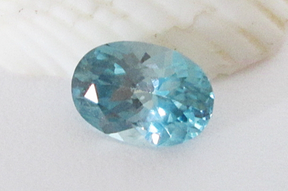 Blue Zircon 7x5mm Oval Cut 1.10cts