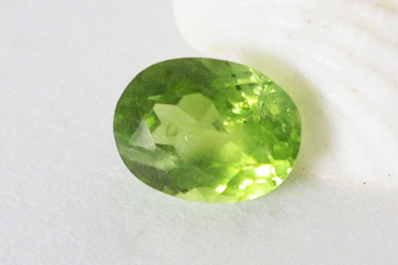 Pakistani Peridot 9x7mm Oval 2.80cts