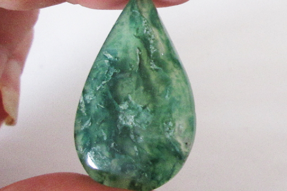 Green Chalcedony Drilled Cabochon 22.80cts