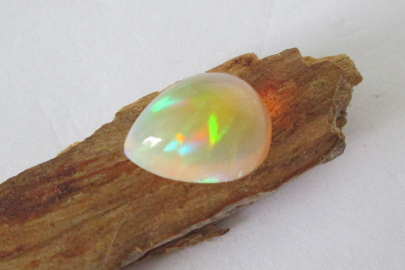 Natural Ethiopian Welo Opal 12x9.5mm Pear cabochon 4.10cts