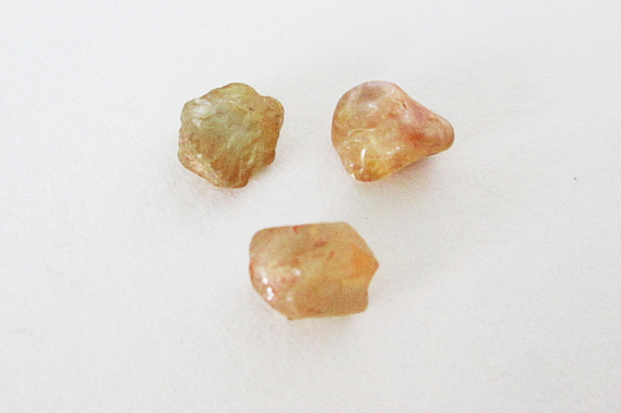  Orange/Yellow Colored Montana Sapphire Rough Lot 3.60cts