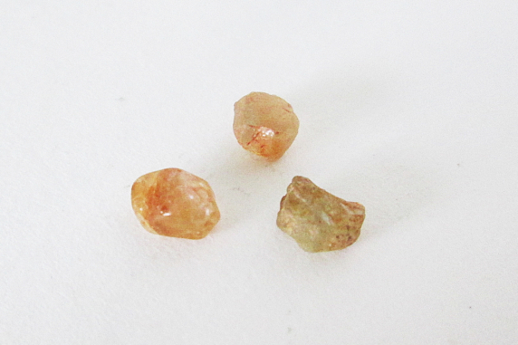 Orange/Yellow Colored Montana Sapphire Rough Lot 3.60ct