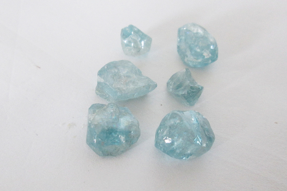 Blue zircon rough lot 25.30cts