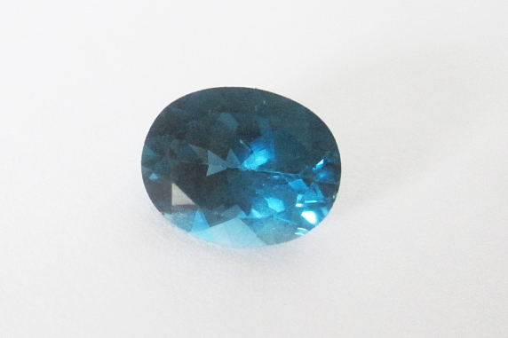 London blue topaz 10x8mm oval 3.30cts