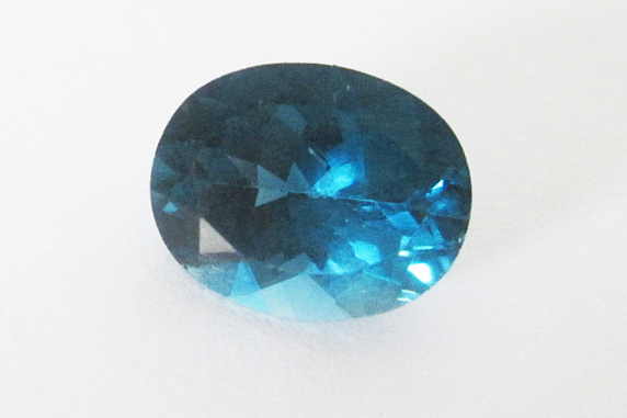 London blue topaz 10x8mm oval 3.40cts