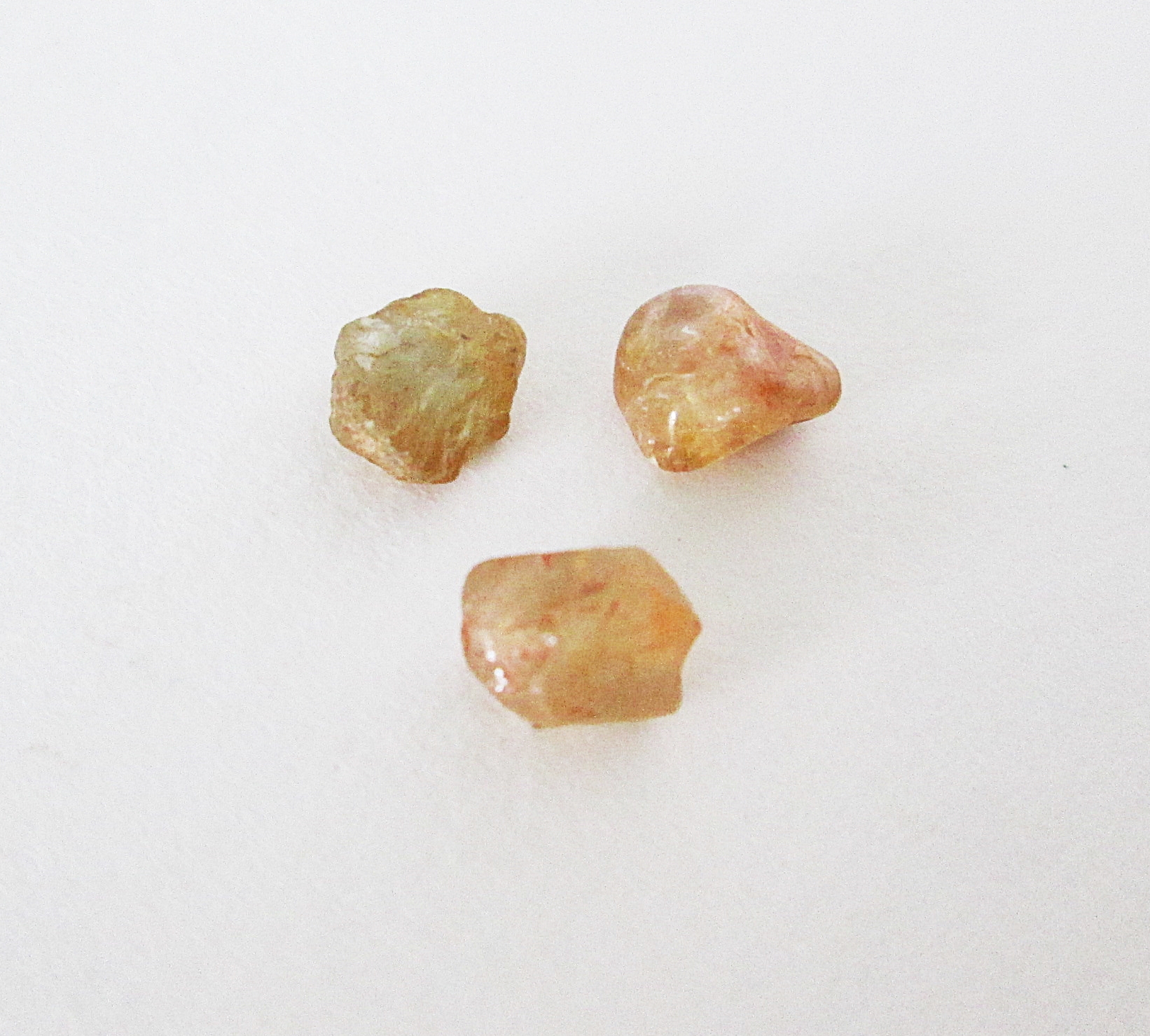 Yellow Orange Montana sapphire rough solitaire lot 3.70cts